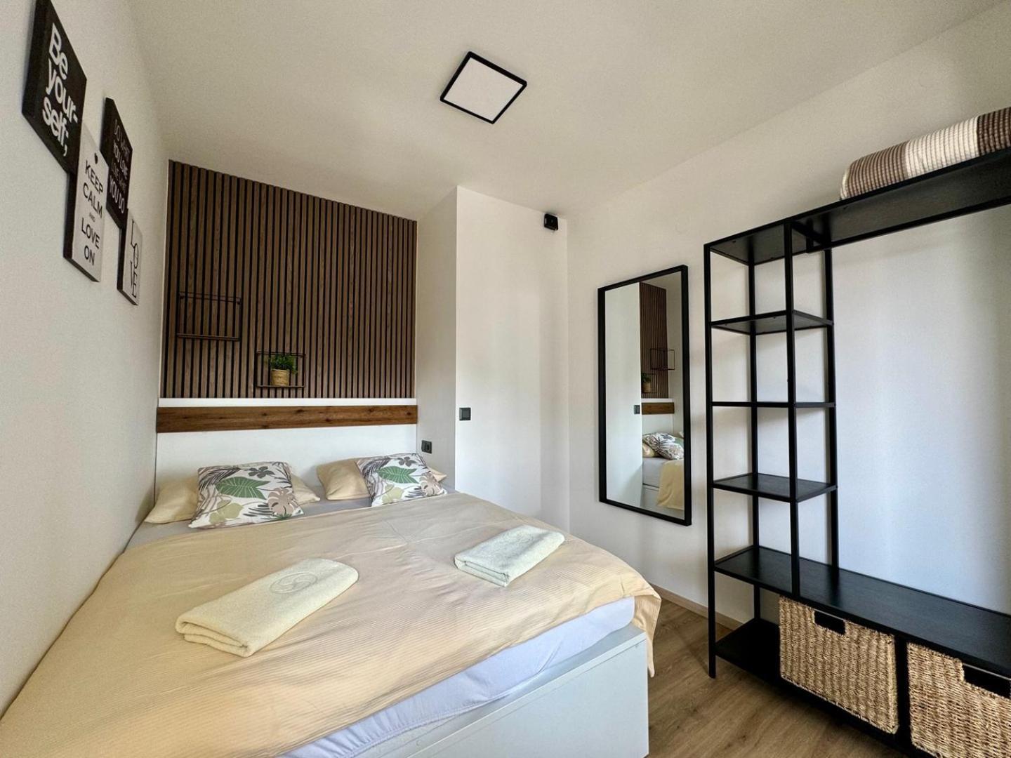 Charming Apartments Dodo 크르크 외부 사진